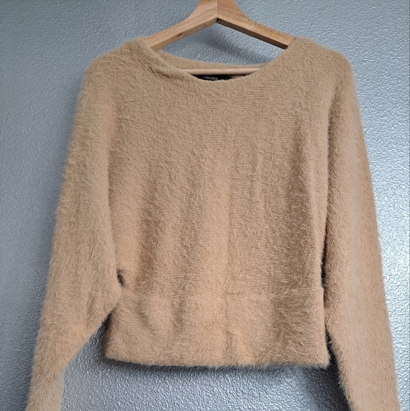 Beige Eye Lash Pullover Sweater   Size L - Picture 1 of 3